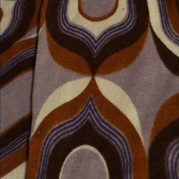 CURUS V NECK GEOMETRIC PRINT SWEATER - Picture 5 of 8